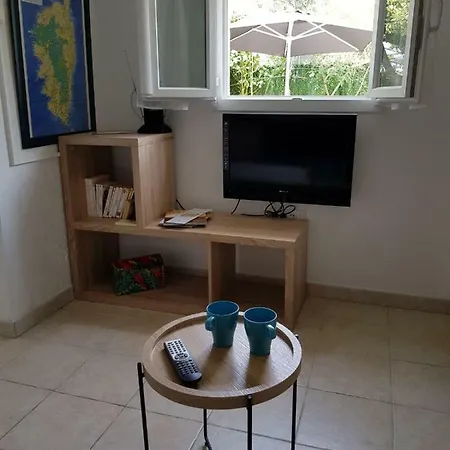 Un Charme Absolu Bastelicaccia