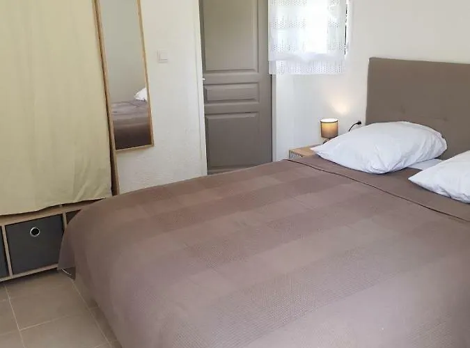 Un Charme Absolu * Bastelicaccia